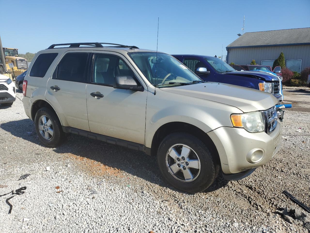 2011 Ford Escape Xlt - Фото 4