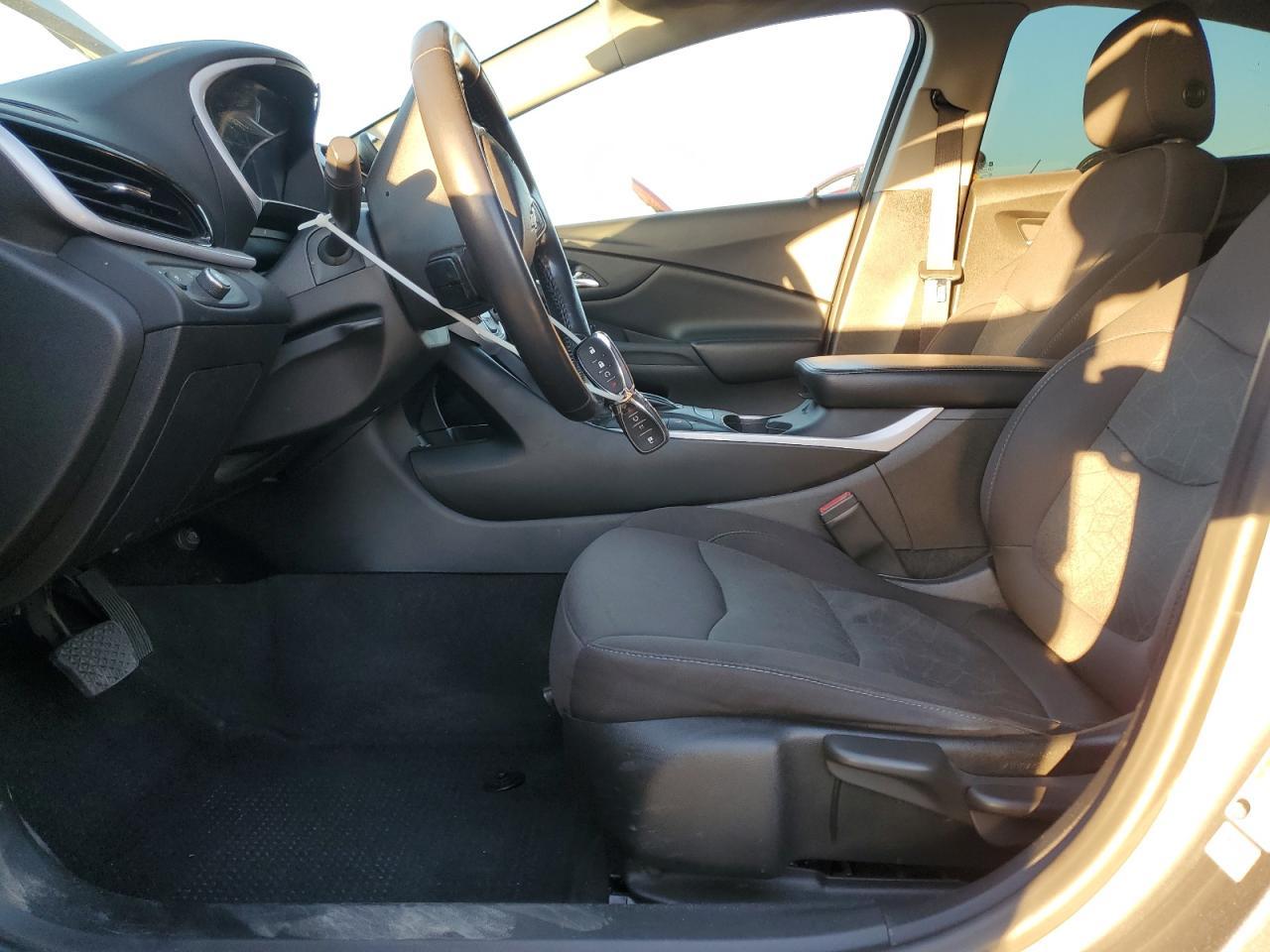 2018 Chevrolet Volt Lt - Image 7