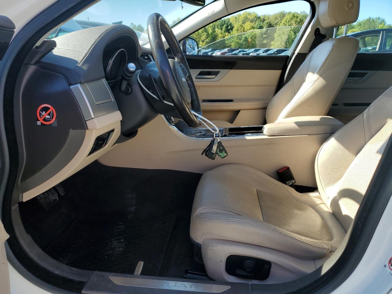 2016 Jaguar Xf Prestige - Фото 7