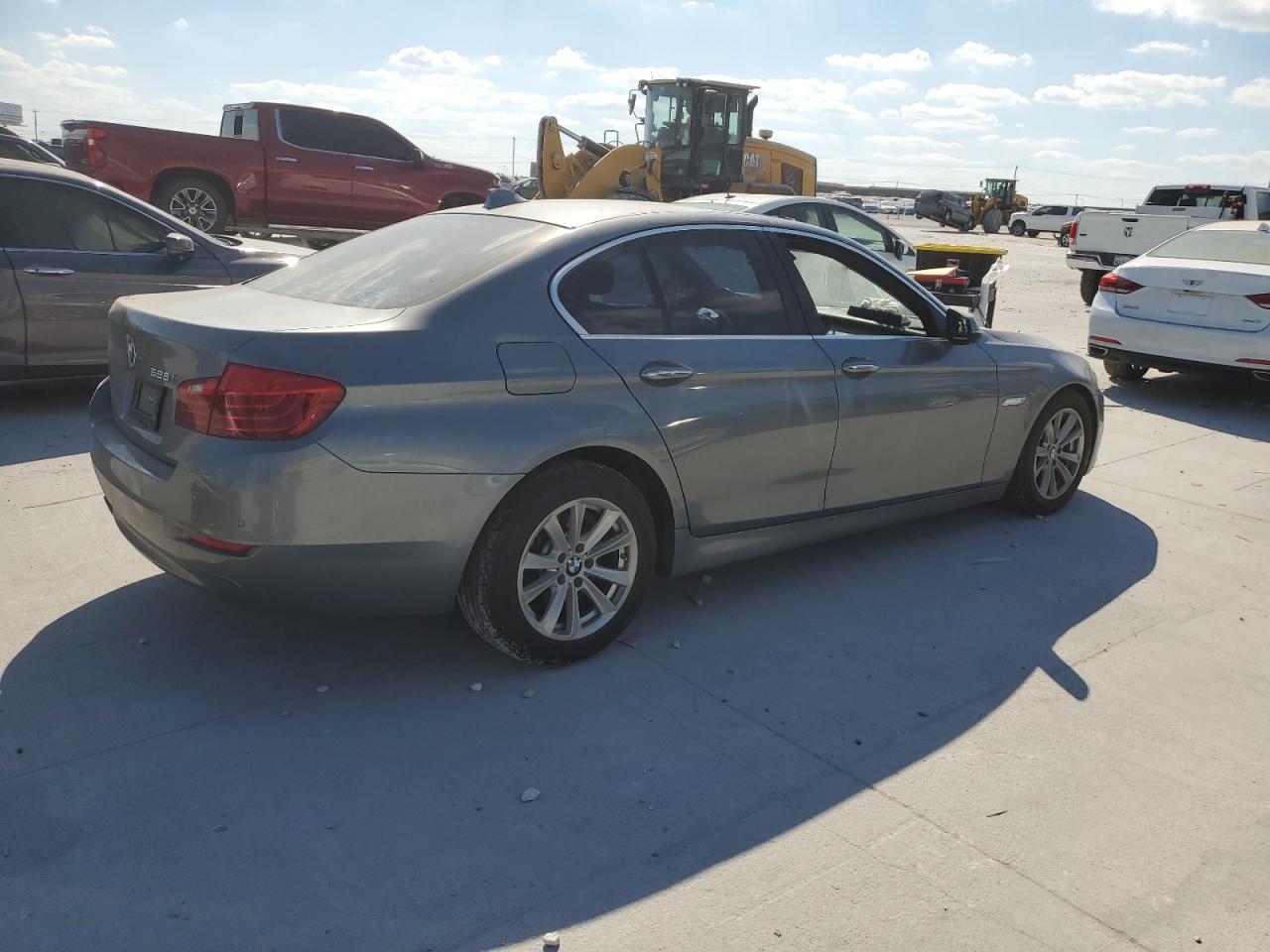 2014 BMW 528 I - Image 3