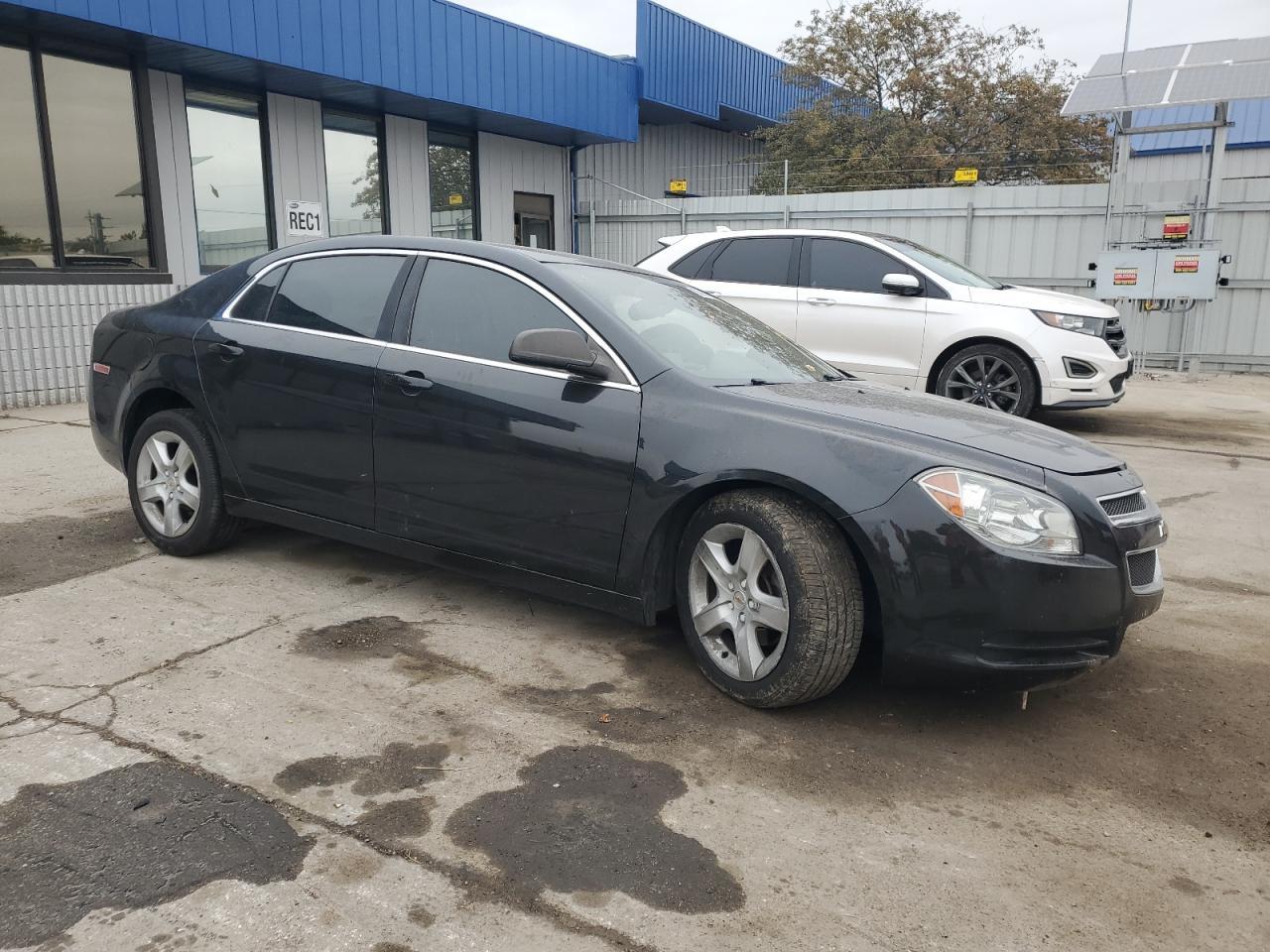 2010 Chevrolet Malibu Ls - Фото 4