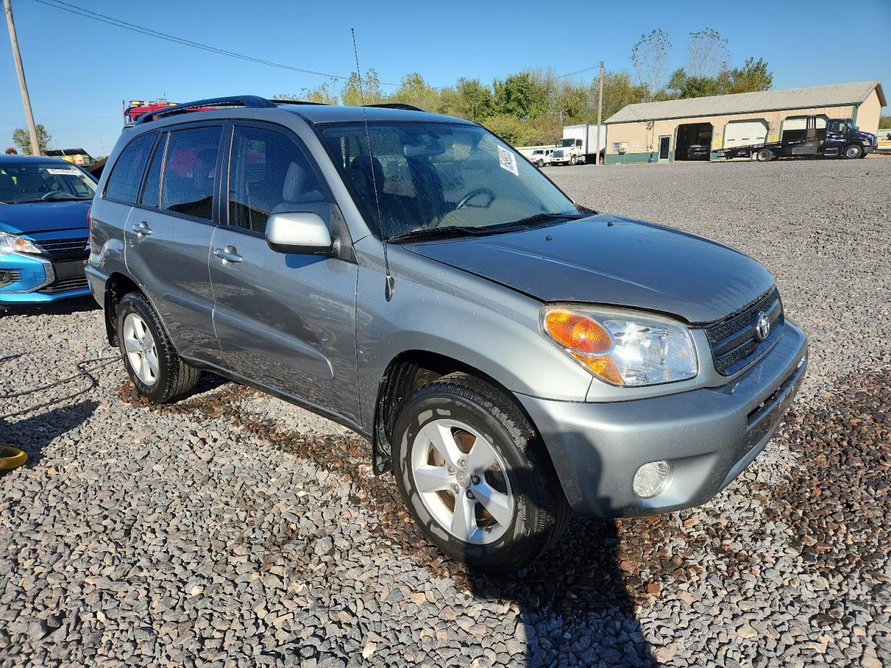 2004 Toyota Rav4 - Image 4