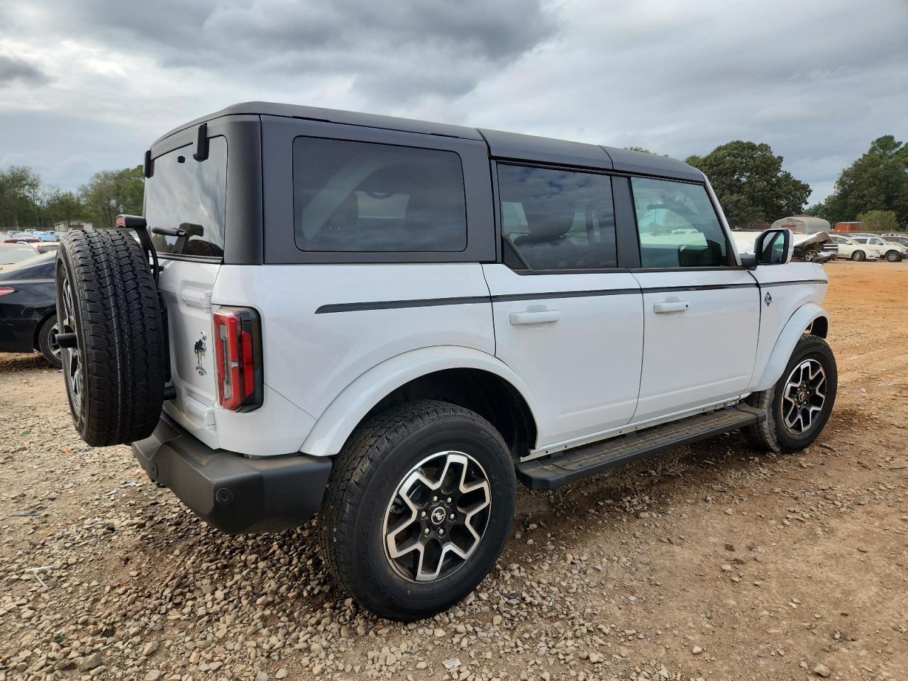2024 Ford Bronco Outer Banks - Фото 3
