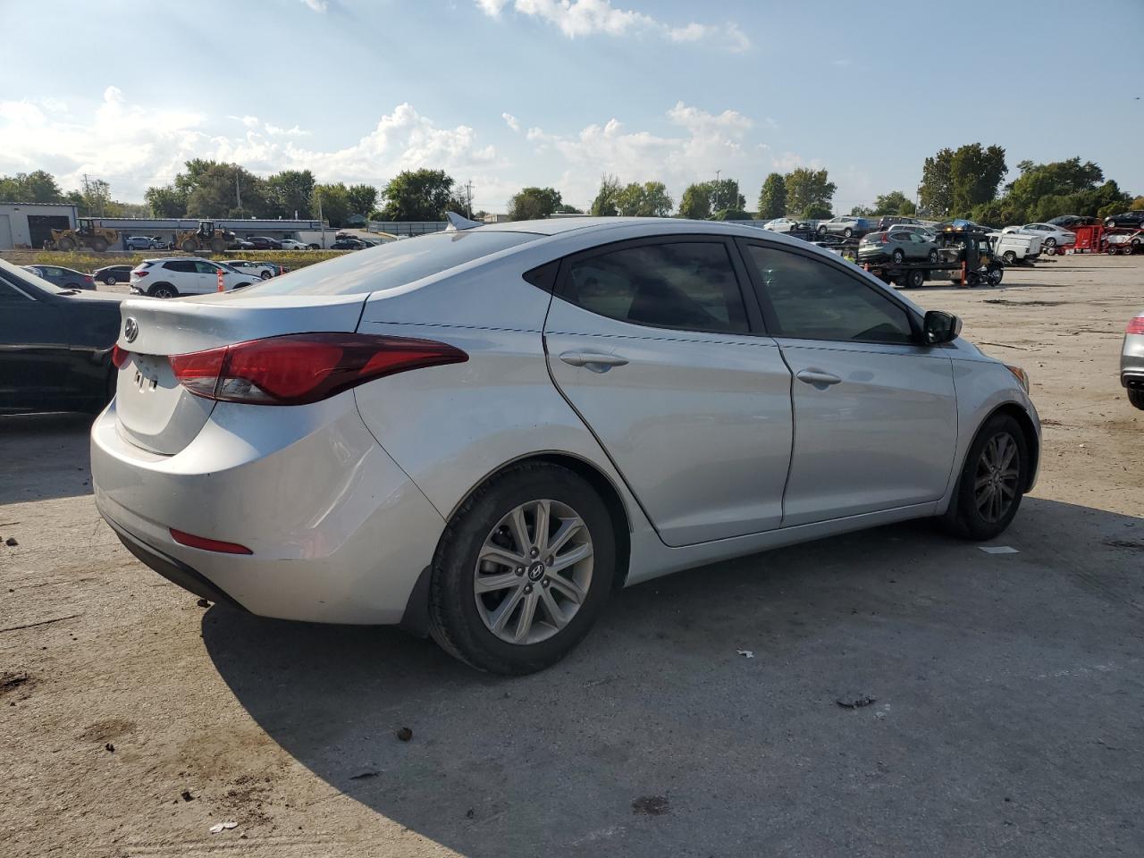 2014 Hyundai Elantra Se - Фото 3