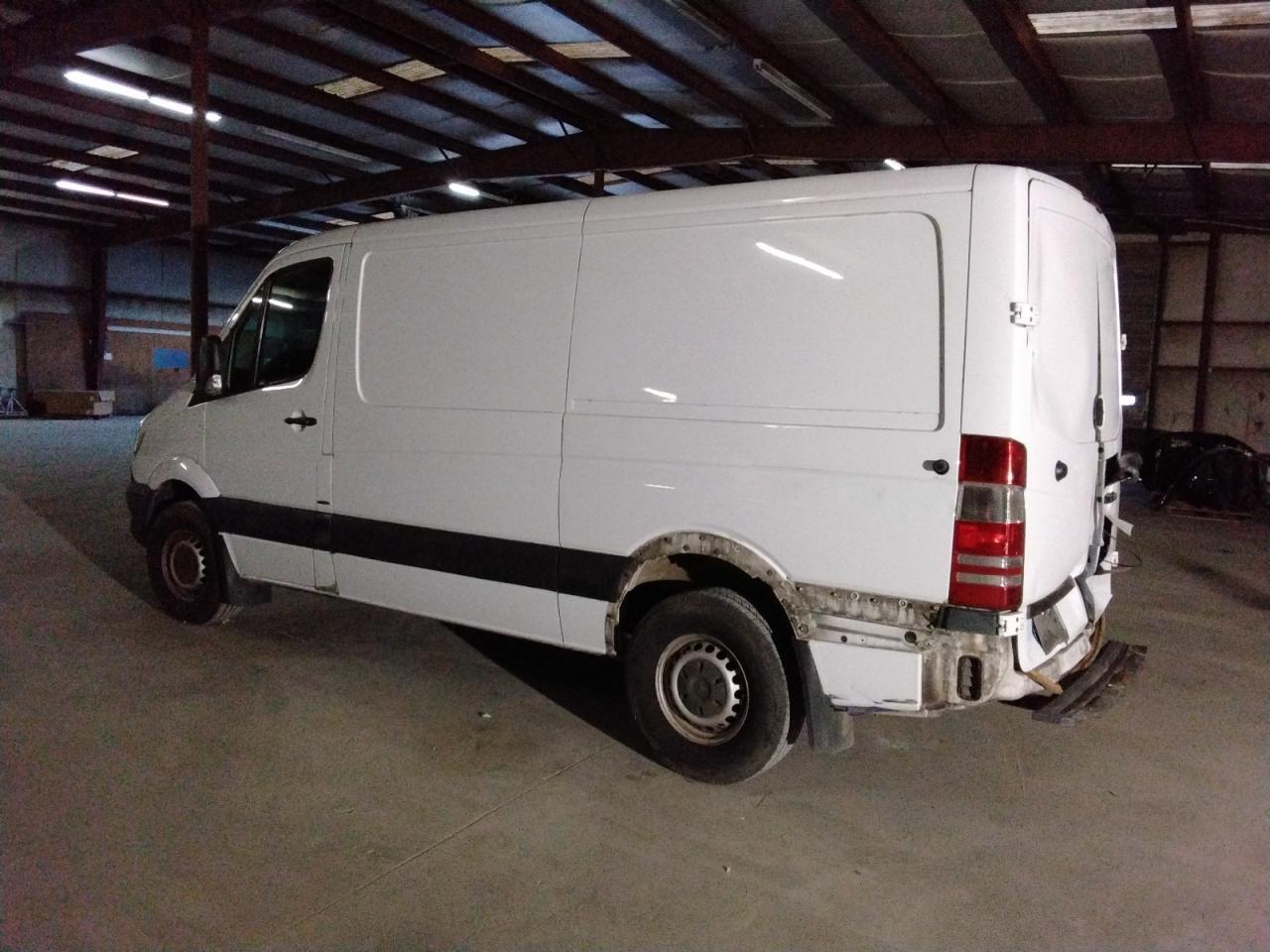 2015 Mercedes-Benz Sprinter 2500 - Фото 2