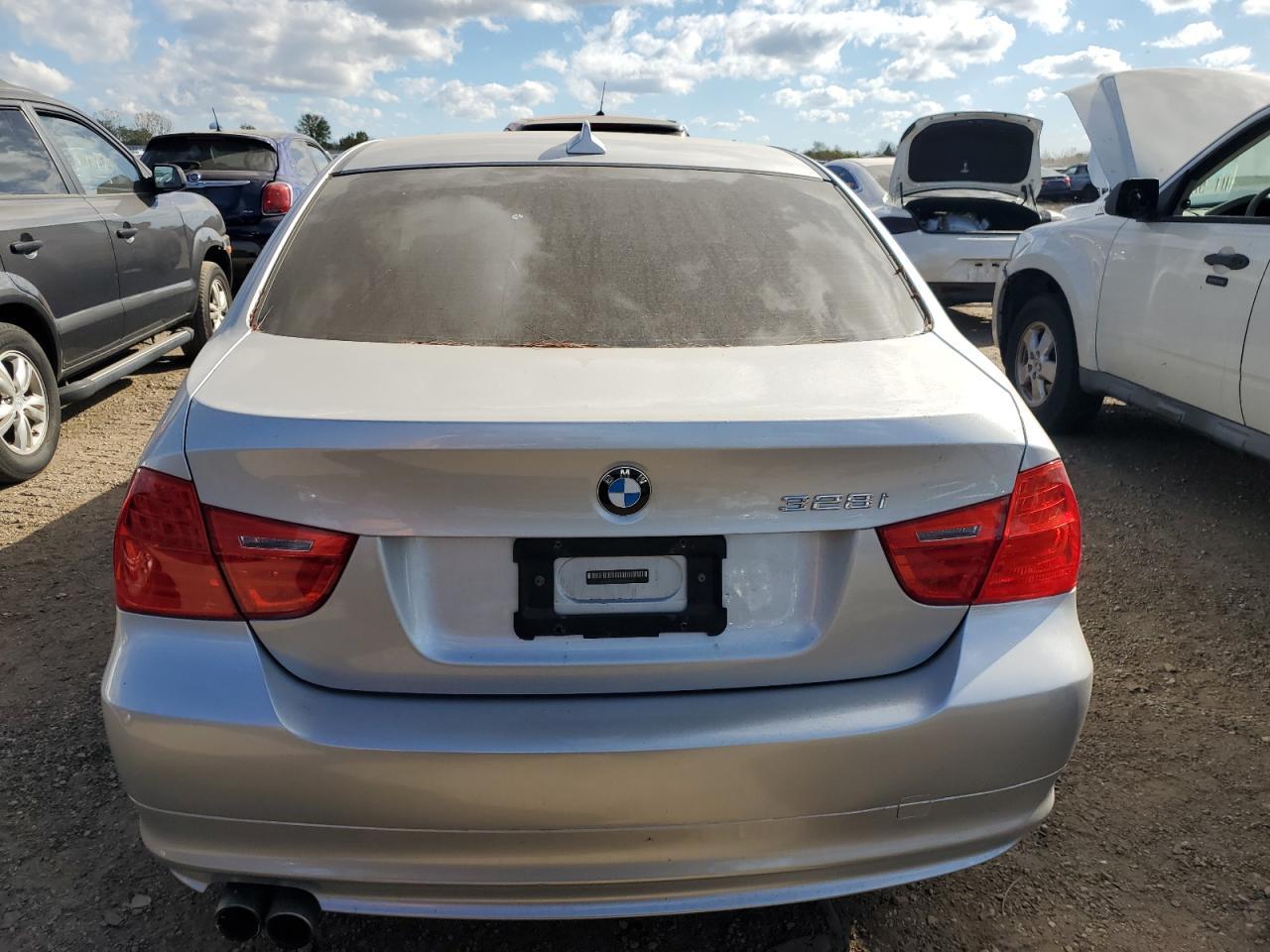 2011 BMW 328 Xi Sulev - Фото 6
