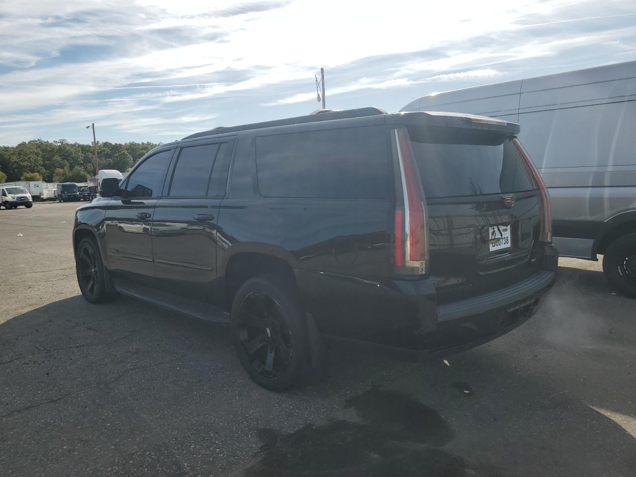 2017 Cadillac Escalade Esv Luxury - Фото 2