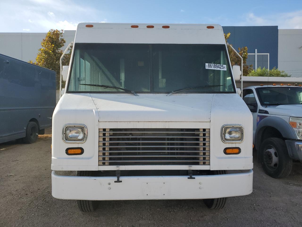 2004 Ford Econoline - Delivery Van - Фото 5