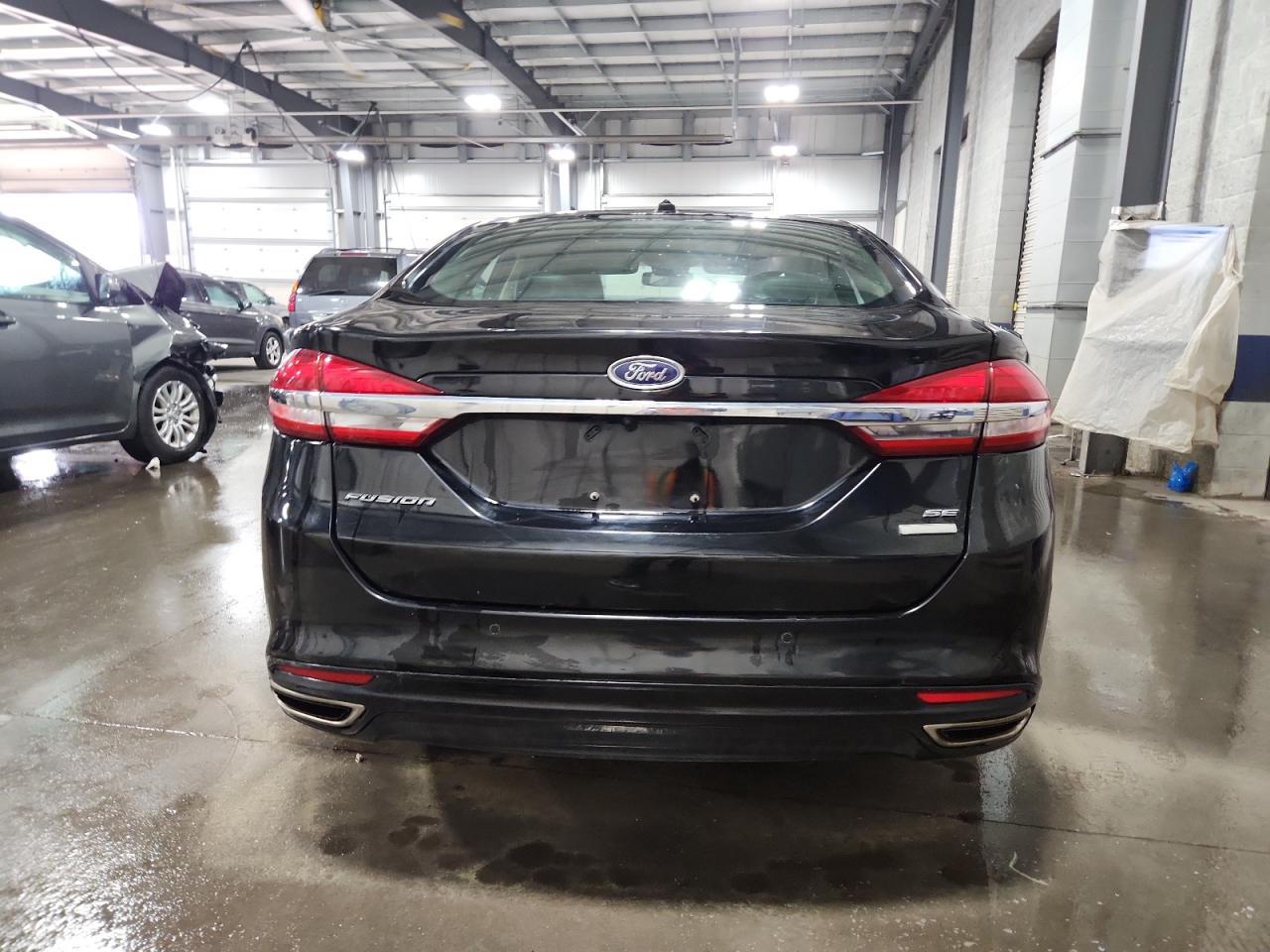 2017 Ford Fusion Se - Фото 6