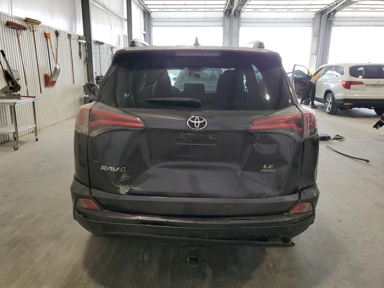 2016 Toyota Rav4 Le - Image 6