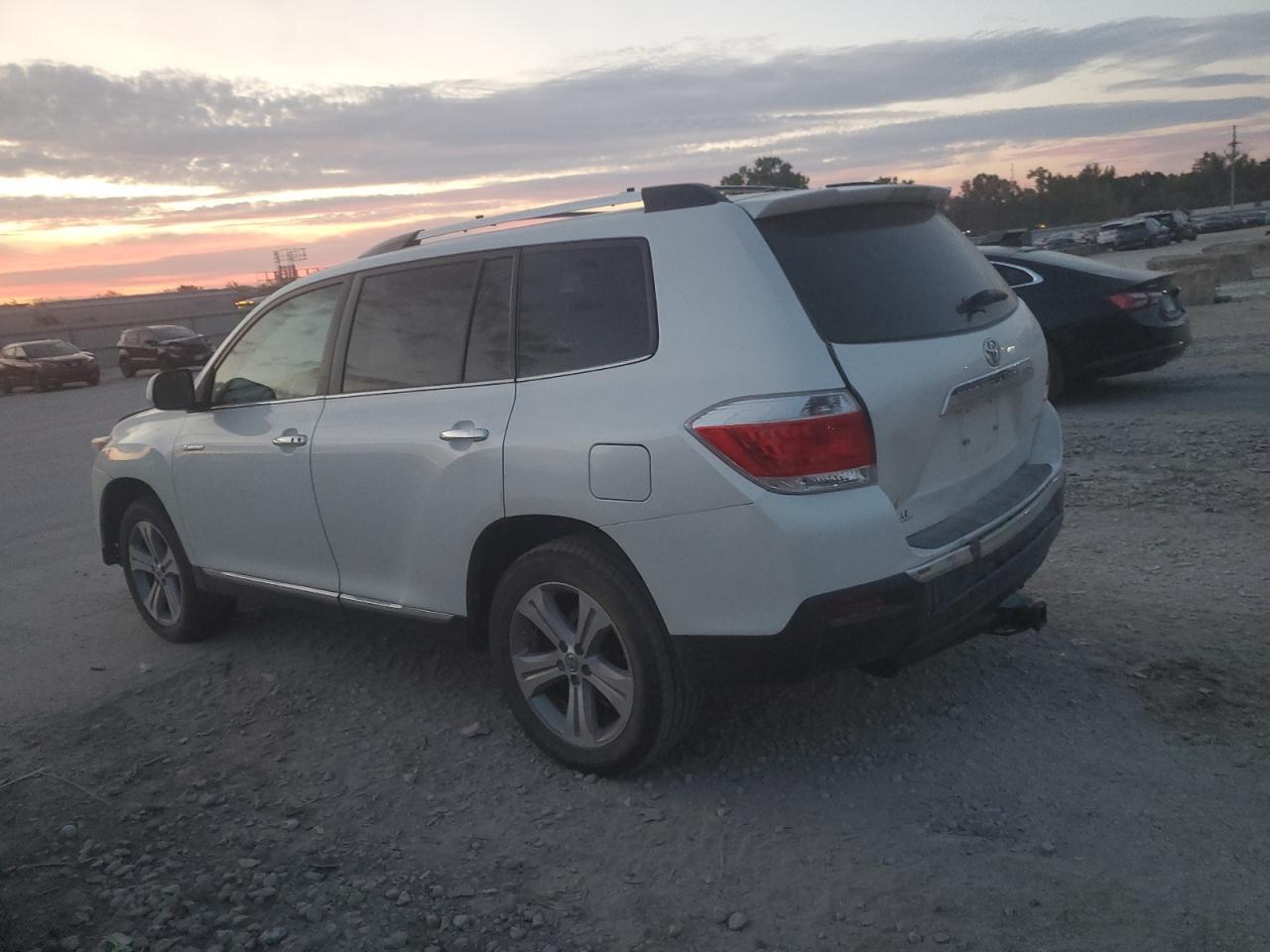 2012 Toyota Highlander Limited - Фото 2