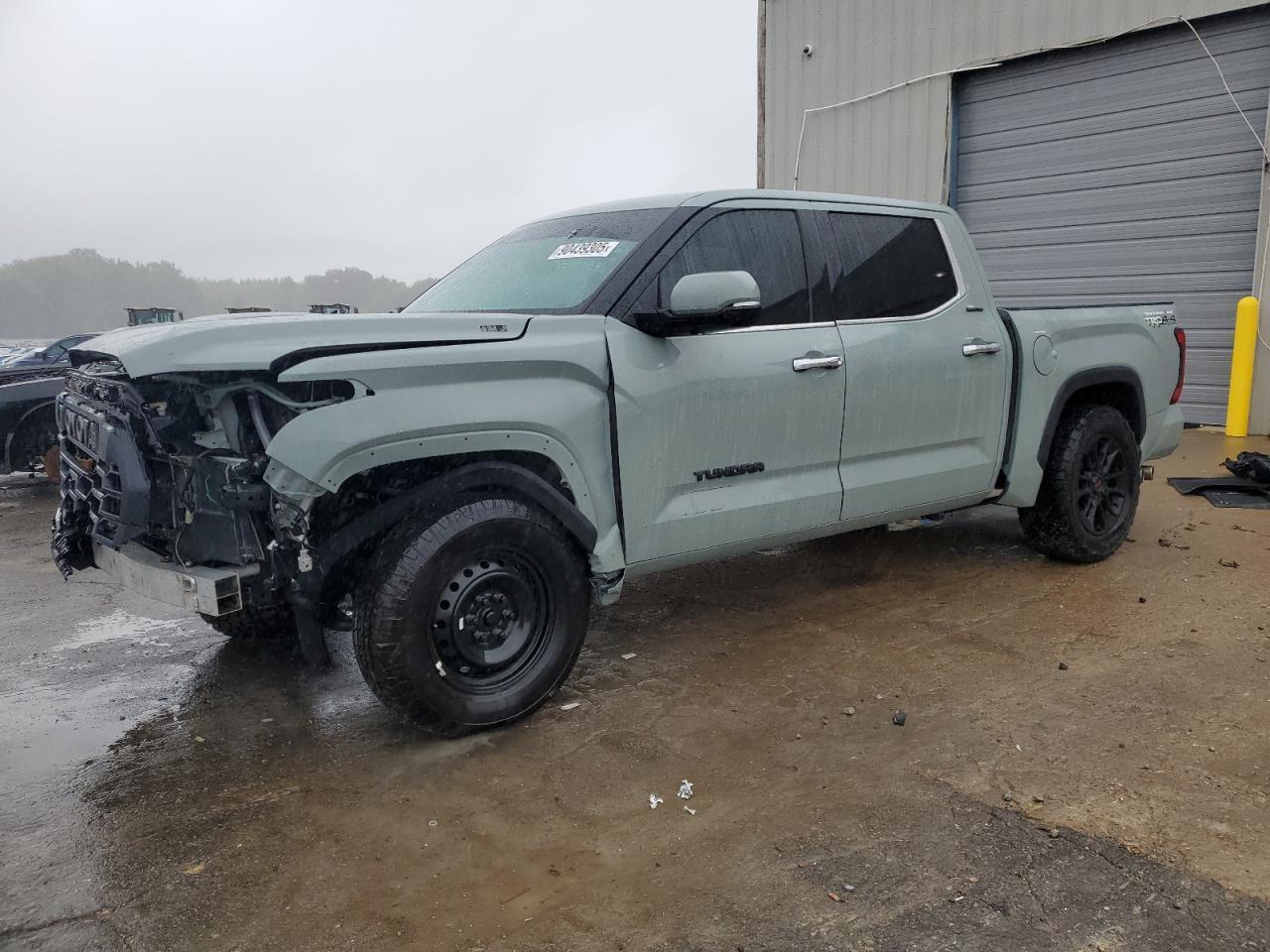 2023 Toyota Tundra Crewmax Limited