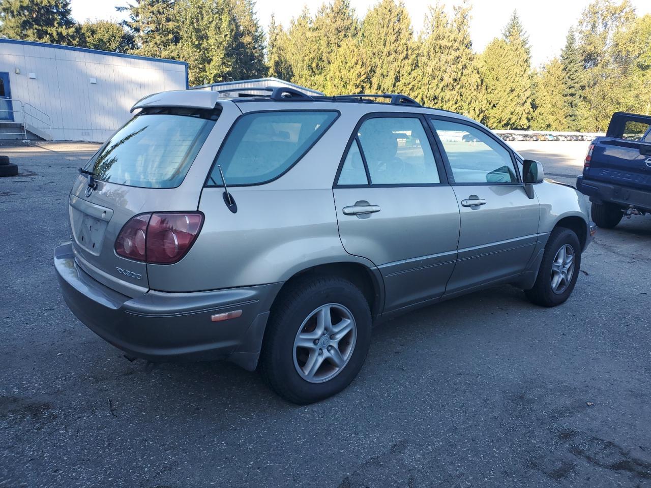 1999 Lexus Rx 300 - Image 3