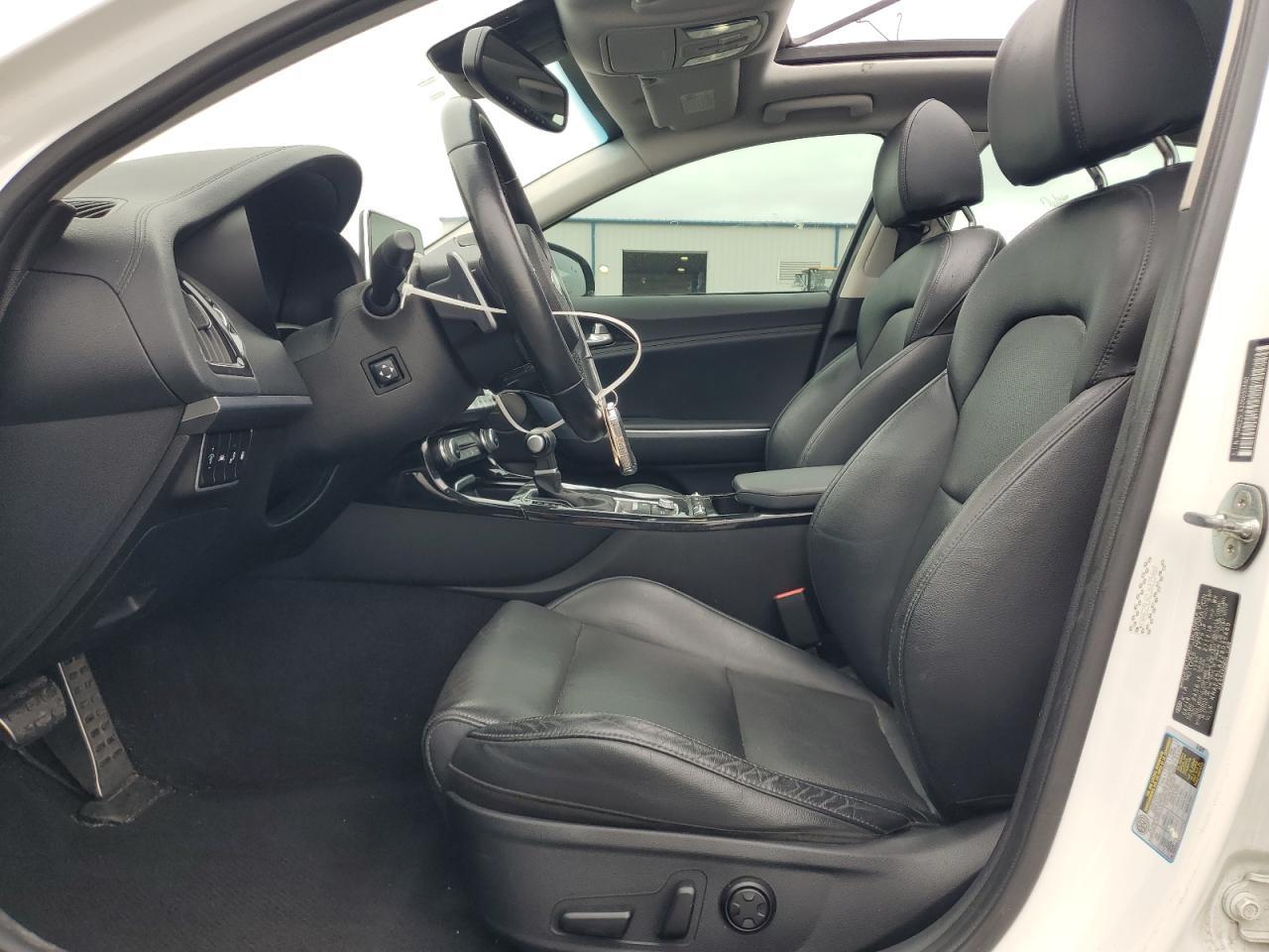 2018 Kia Stinger Premium - Image 7