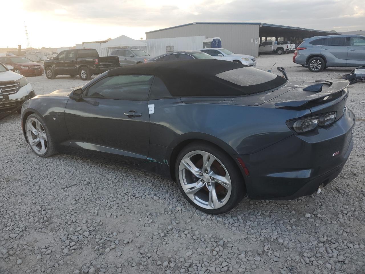 2023 Chevrolet Camaro Lt1 - Фото 2
