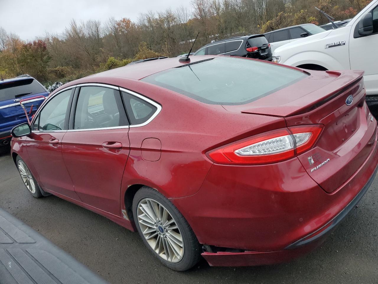 2015 Ford Fusion Se - Фото 2