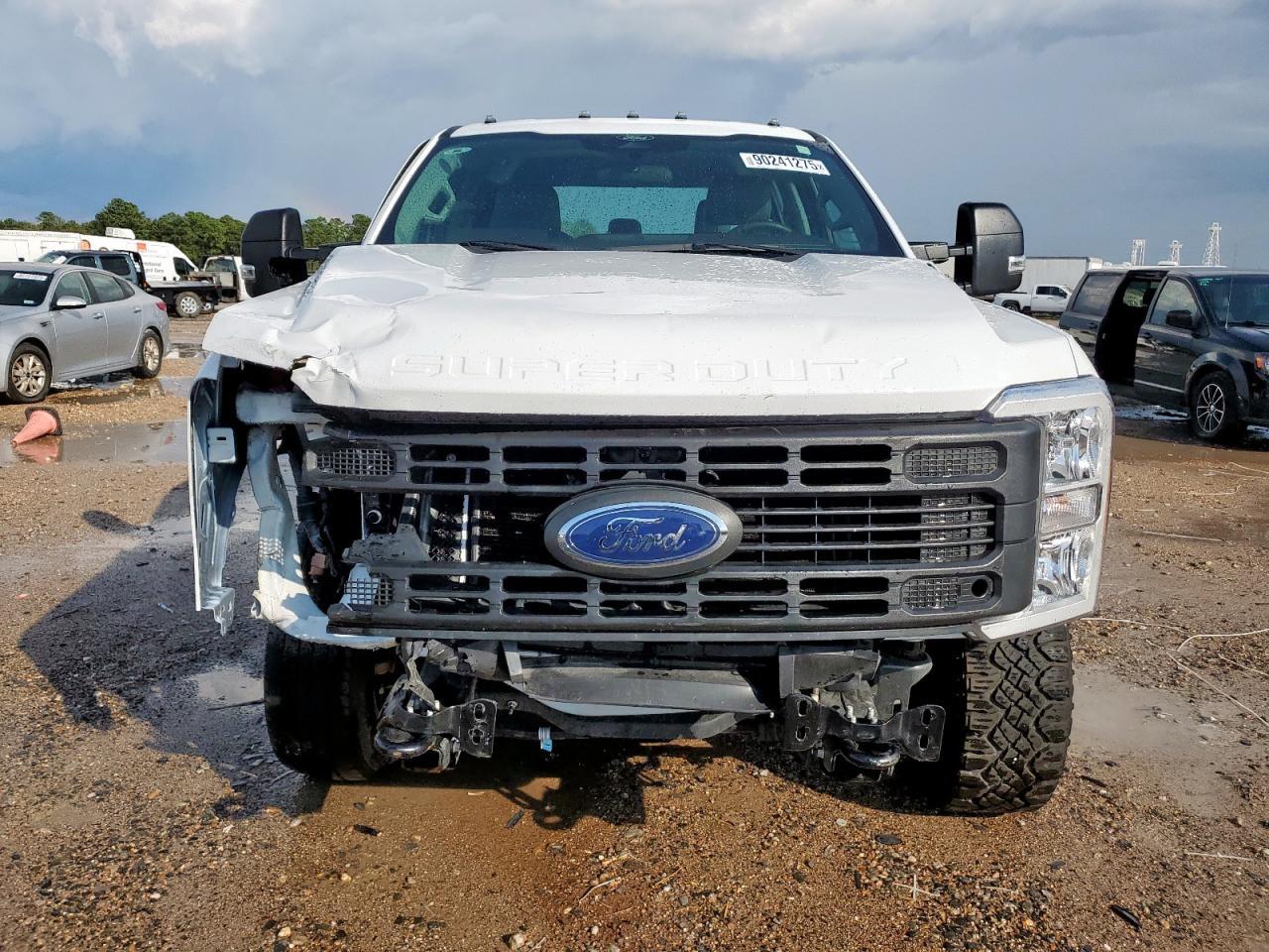 2024 Ford F250 Super Duty - Image 5