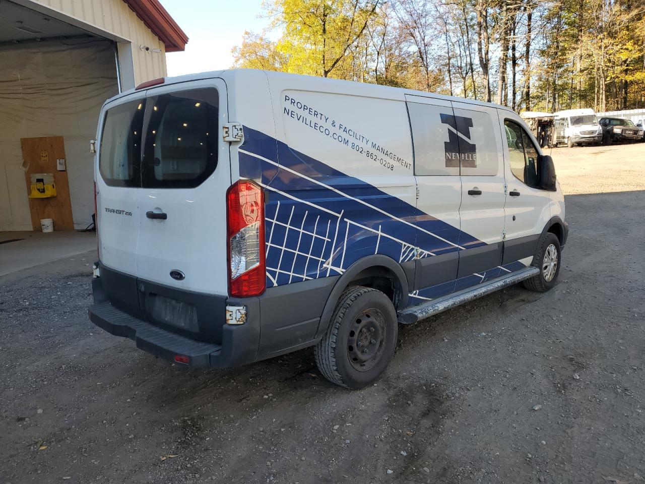2016 Ford Transit T-250 - Фото 3