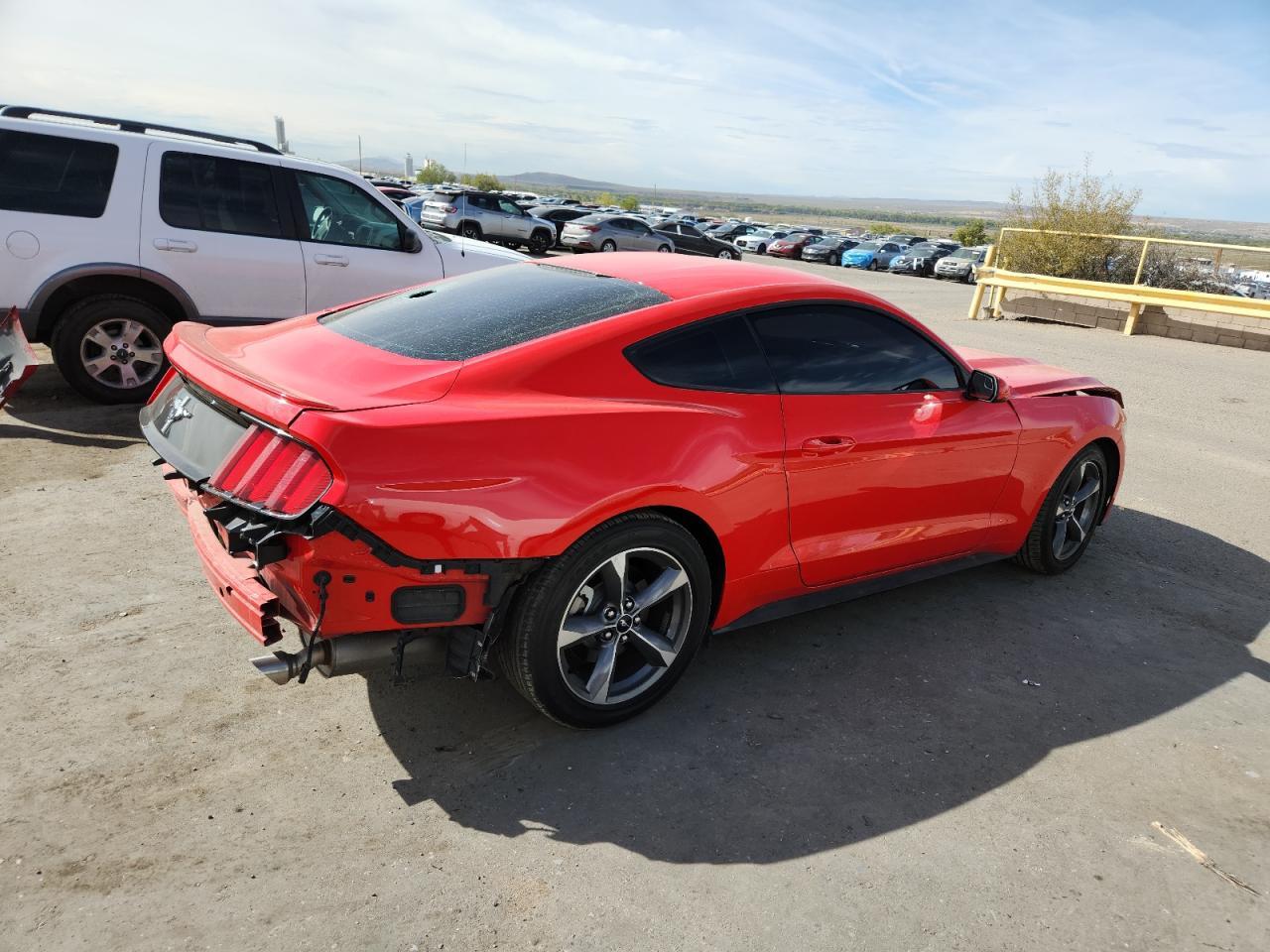2015 Ford Mustang - Фото 3