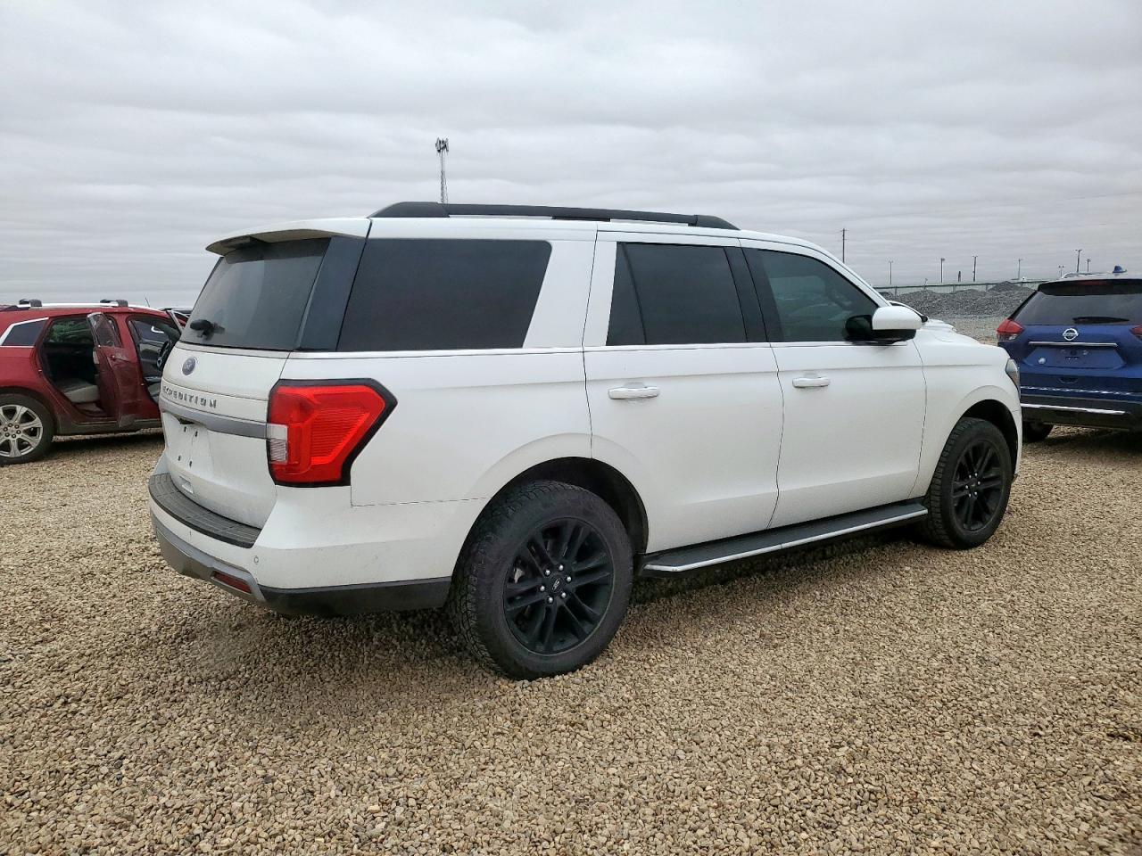 2023 Ford Expedition Xlt - Фото 3