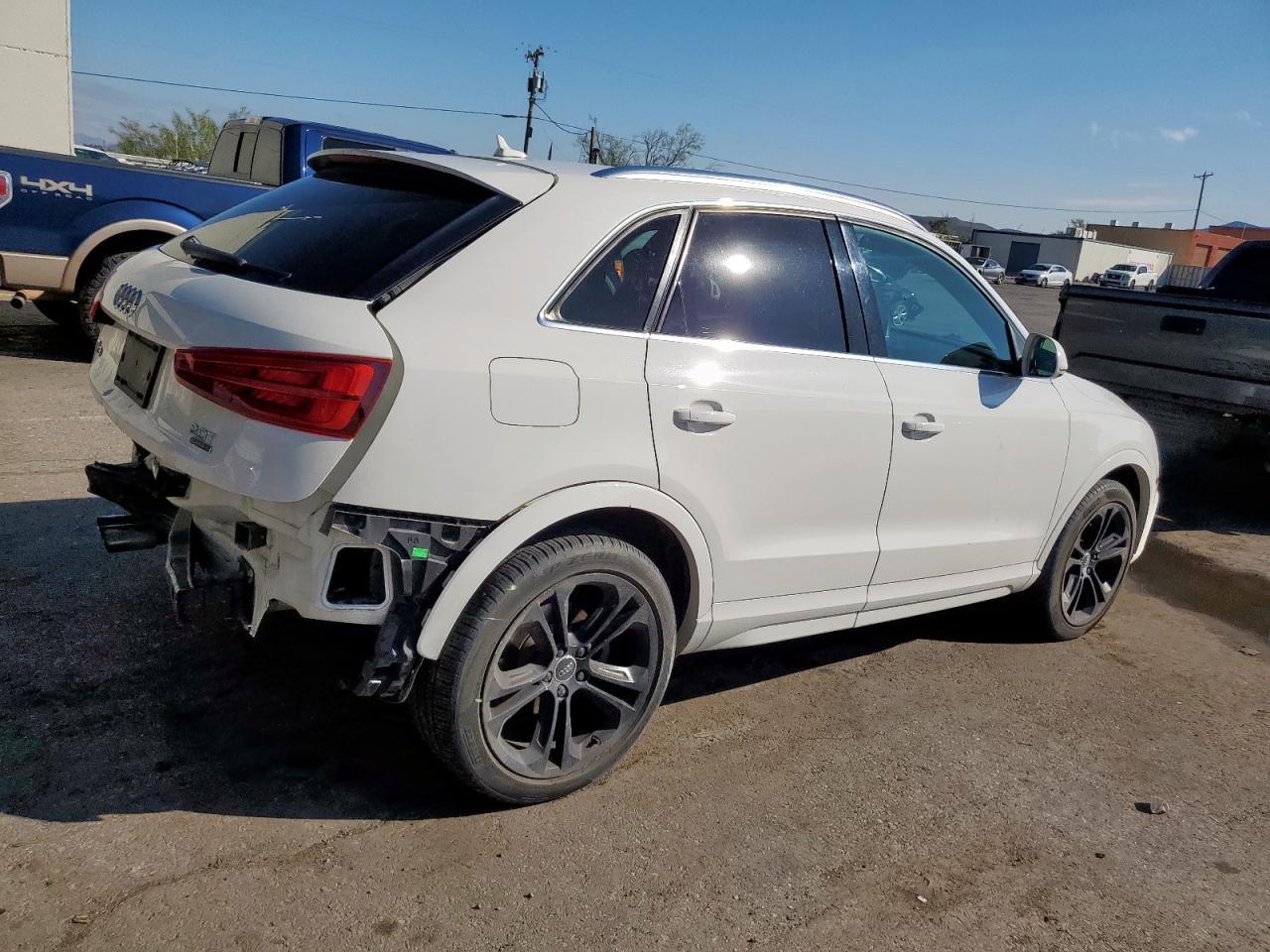 2016 Audi Q3 Premium Plus - Фото 3