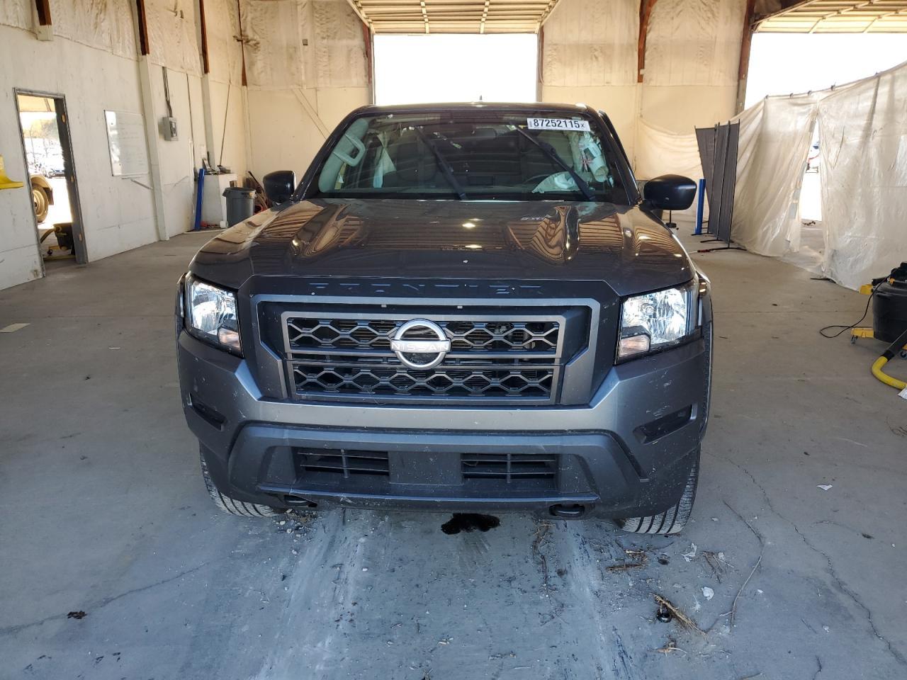 2022 Nissan Frontier S - Image 5