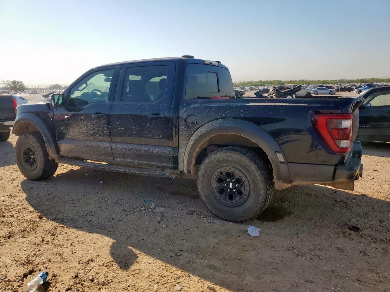 2022 Ford F150 Raptor - Фото 2