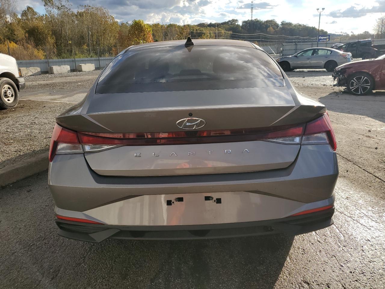 2022 Hyundai Elantra Sel - Фото 6