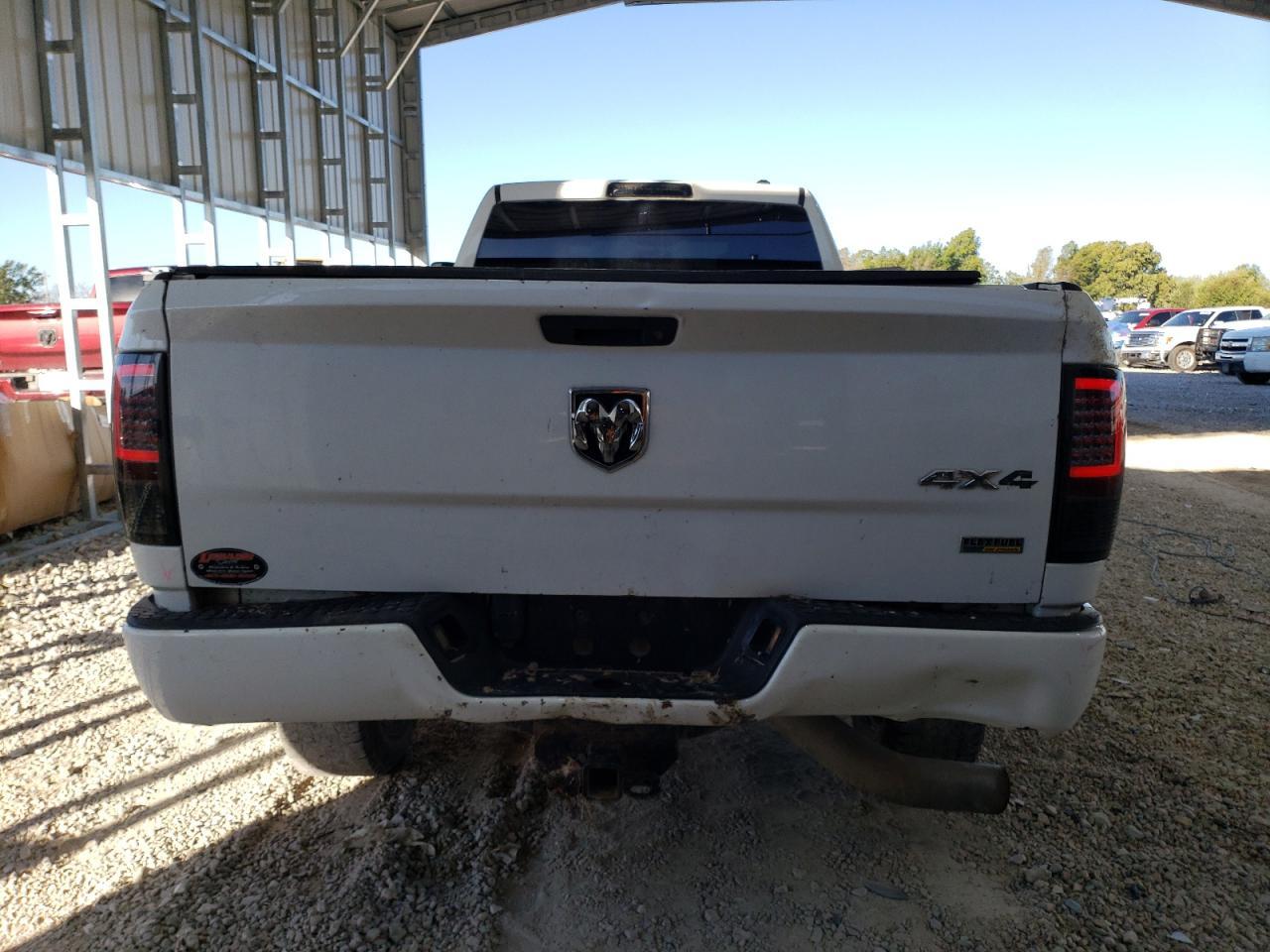 2012 Dodge Ram 2500 St - Image 6