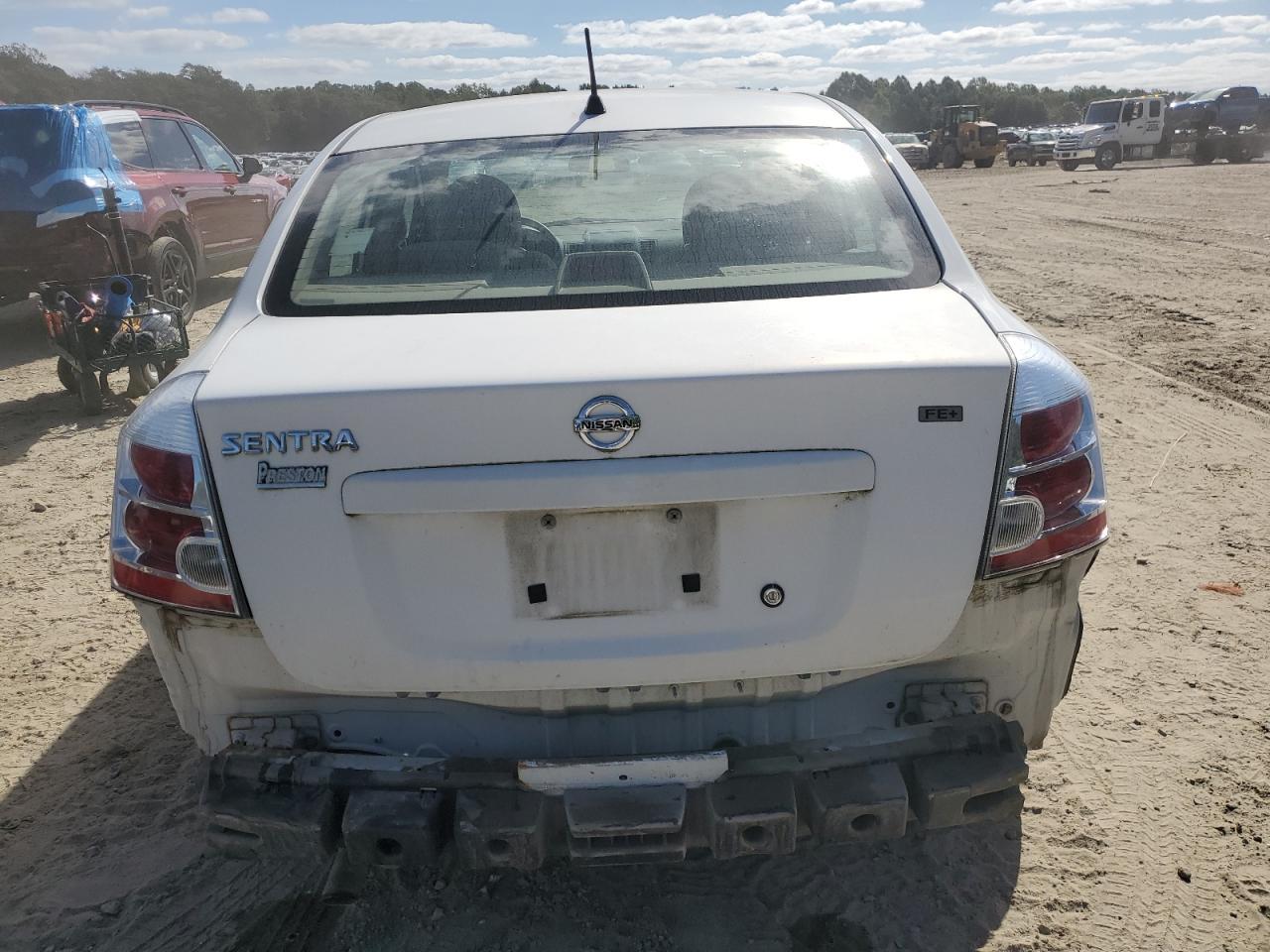 2009 Nissan Sentra 2.0 - Image 6