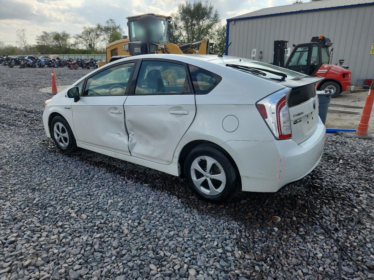 2015 Toyota Prius - Фото 2