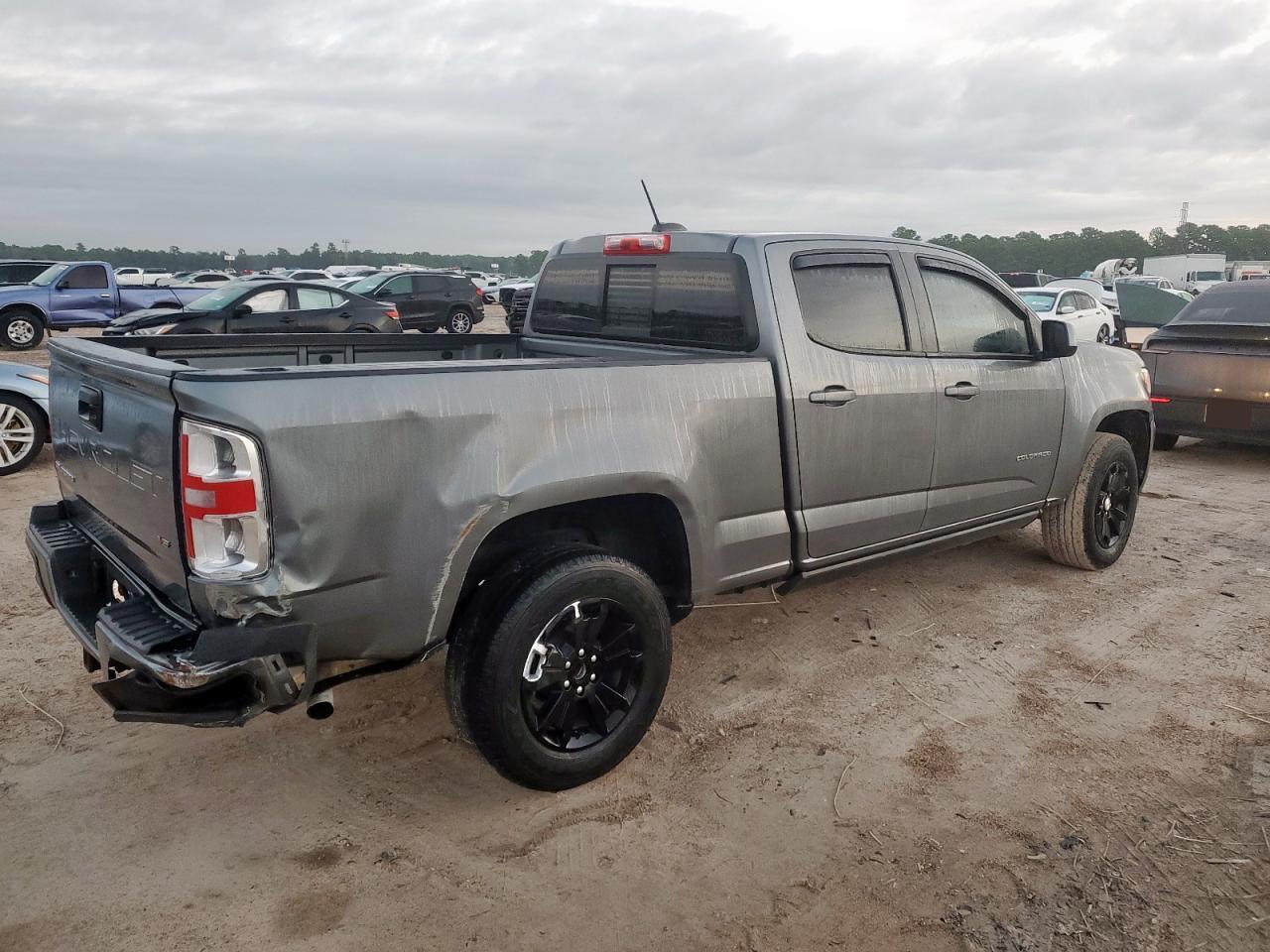 2022 Chevrolet Colorado Lt - Image 3