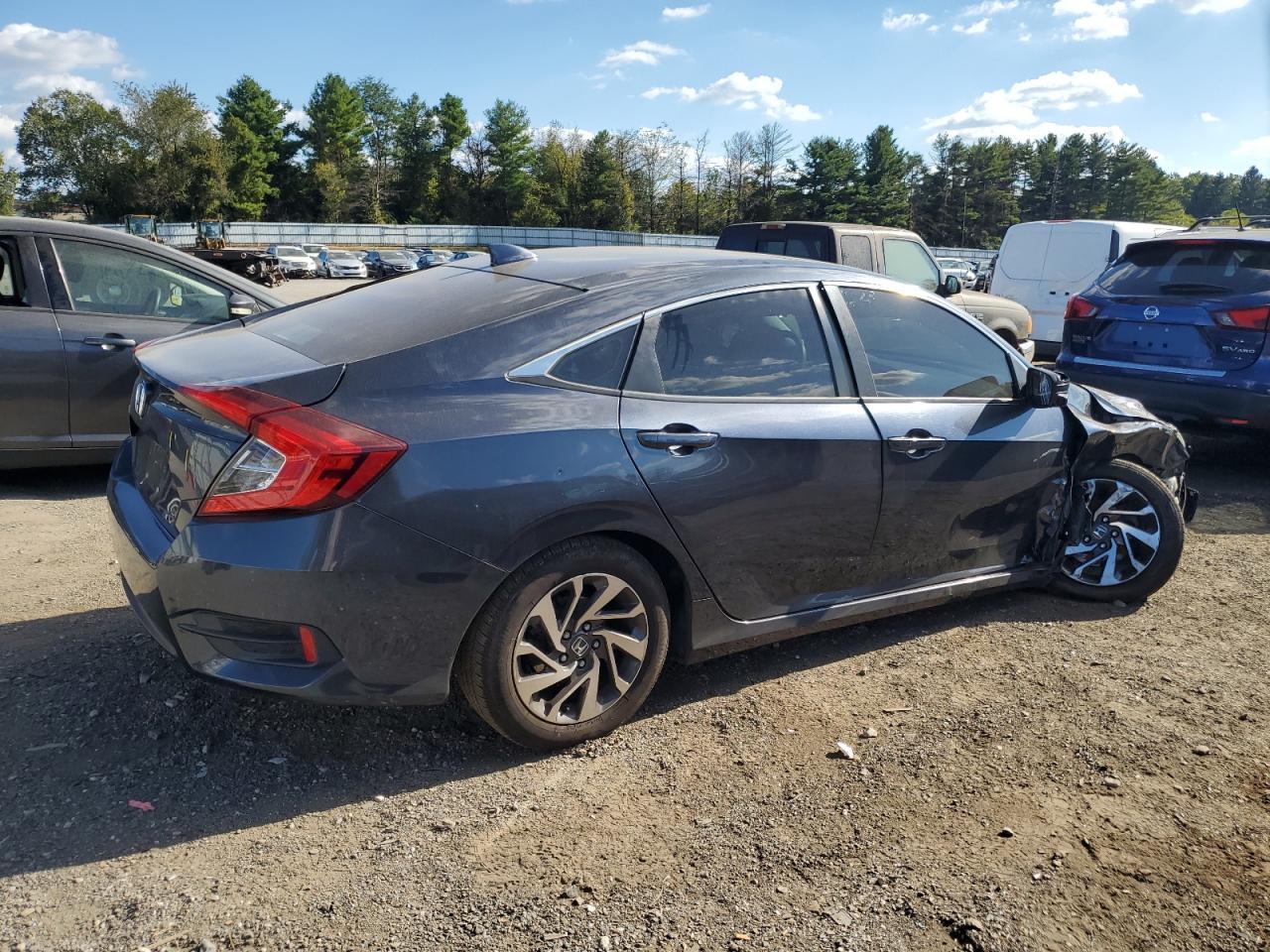 2017 Honda Civic Ex - Image 3