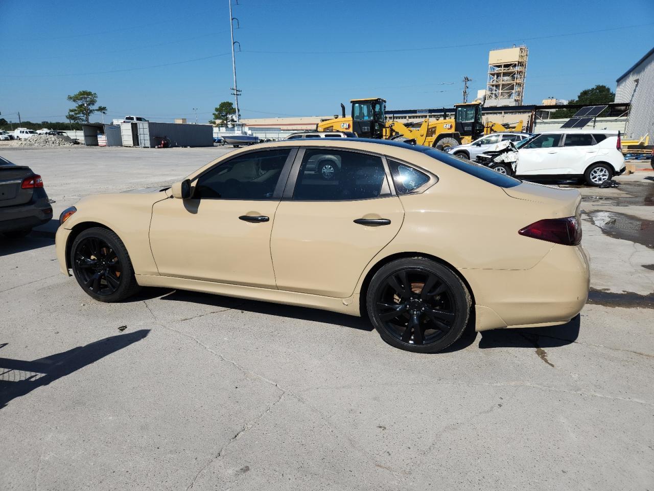 2011 Infiniti M37 Base - Фото 2
