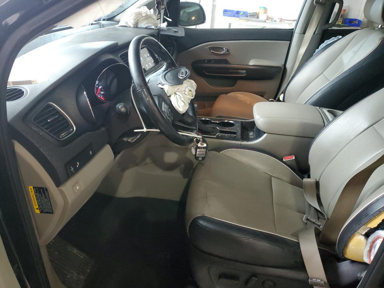 2019 Kia Sedona Lx - Фото 7