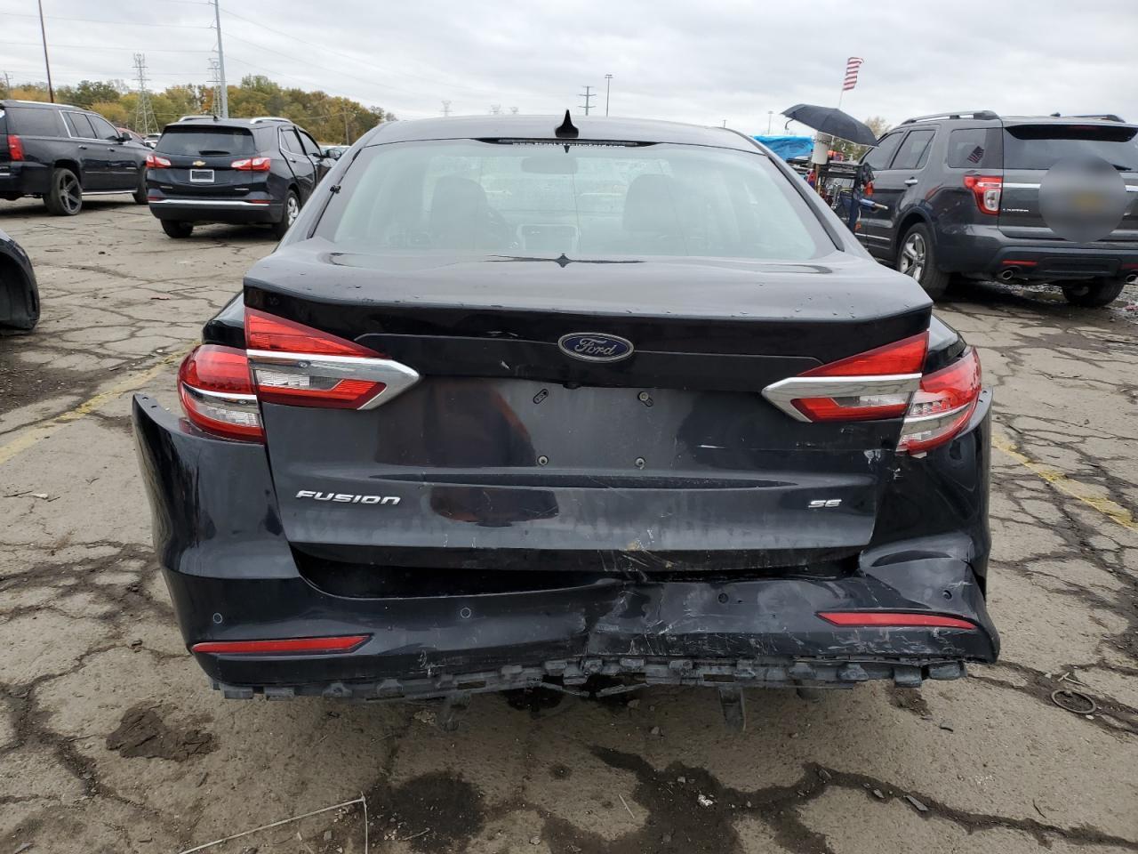 2020 Ford Fusion Se - Фото 6
