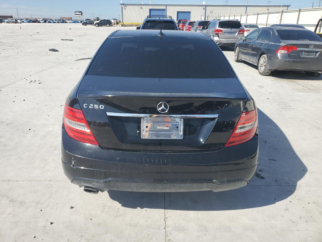 2014 Mercedes-Benz C 250 - Фото 6