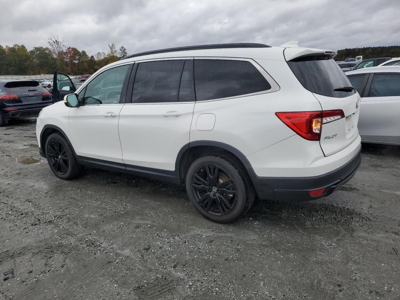 2022 Honda Pilot Se - Фото 2