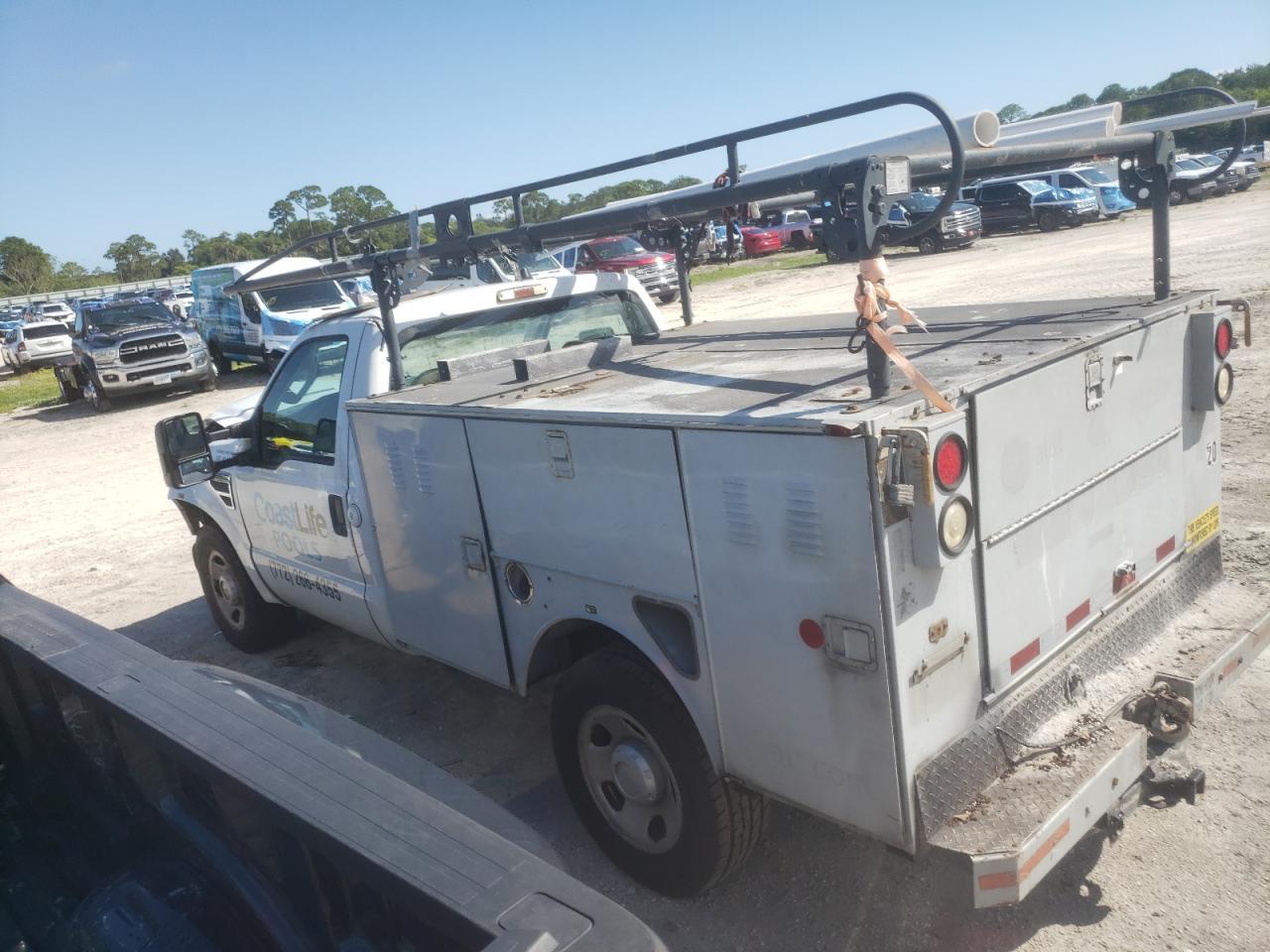 2008 Ford F350 Utility / Service Truck - Фото 2