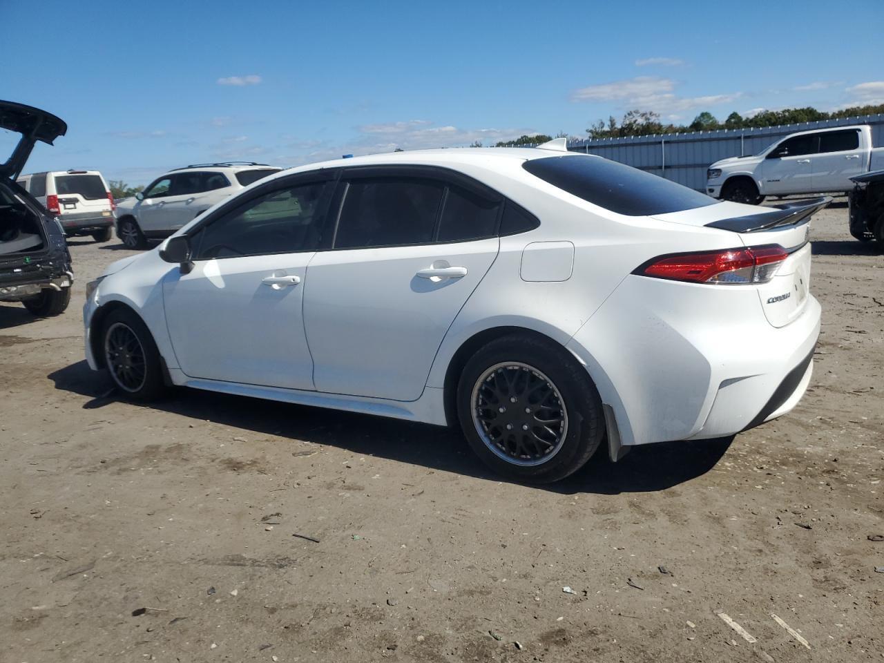 2020 Toyota Corolla Le - Фото 2