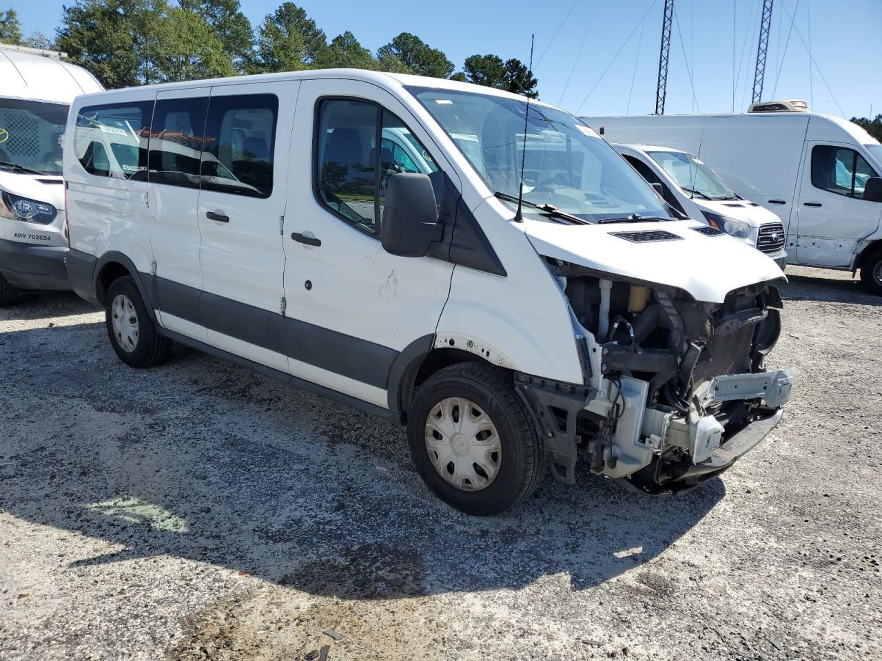 2017 Ford Transit T-150 - Image 4