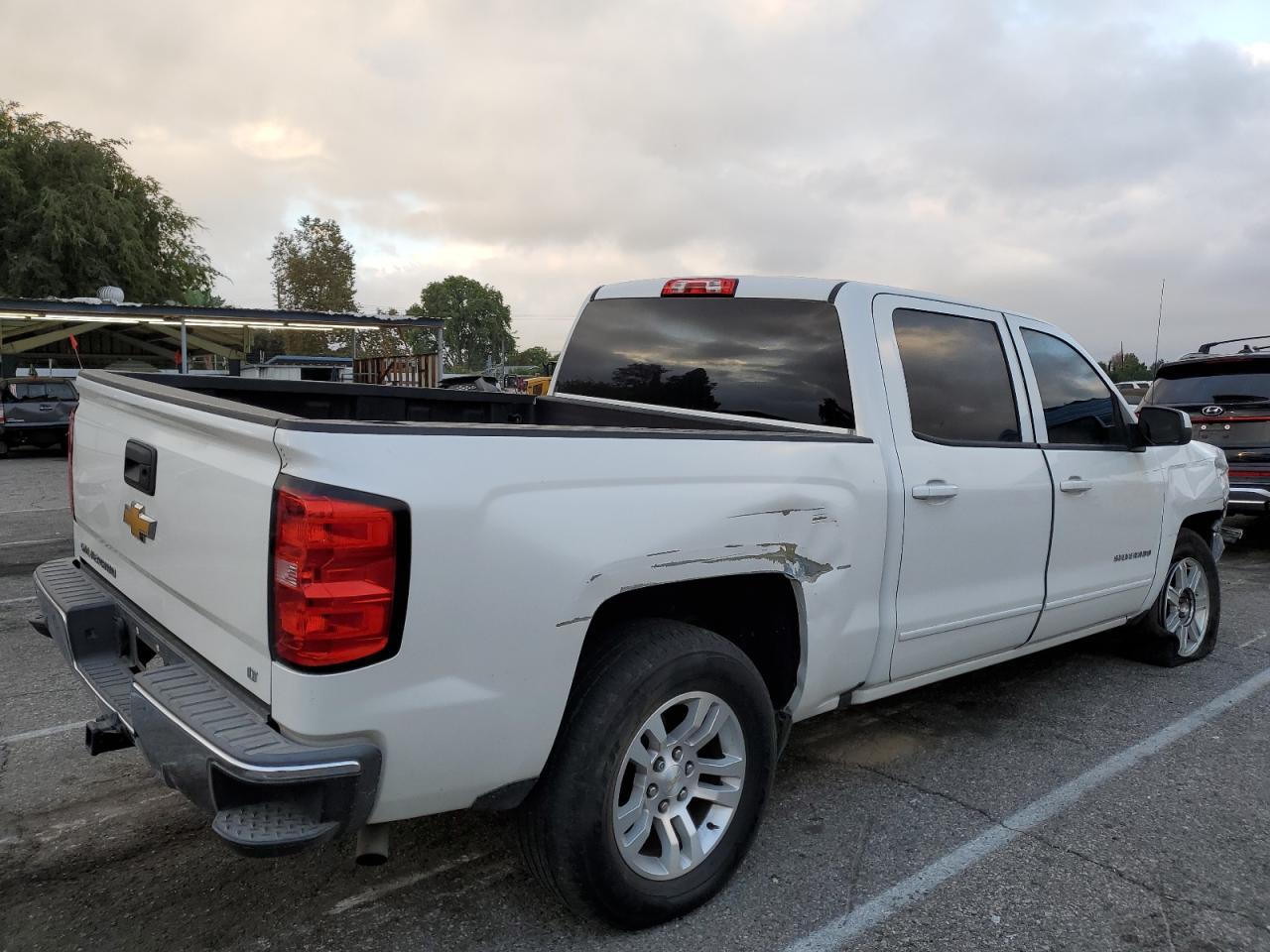 2016 Chevrolet Silverado C1500 Lt - Image 3