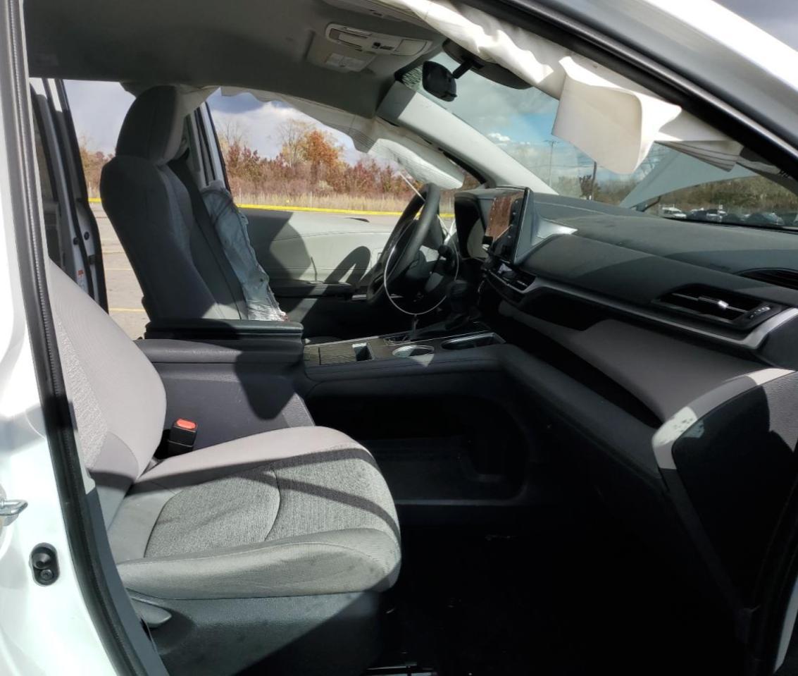 2022 Toyota Sienna Le - Фото 7