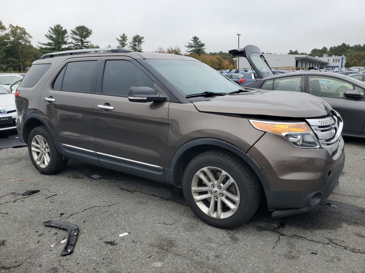 2015 Ford Explorer Xlt - Фото 4