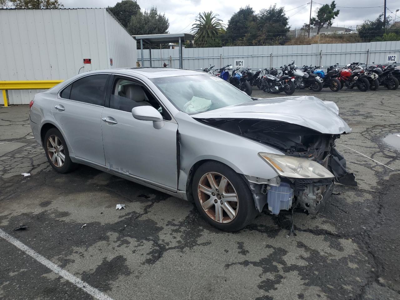 2009 Lexus Es 350 - Image 4