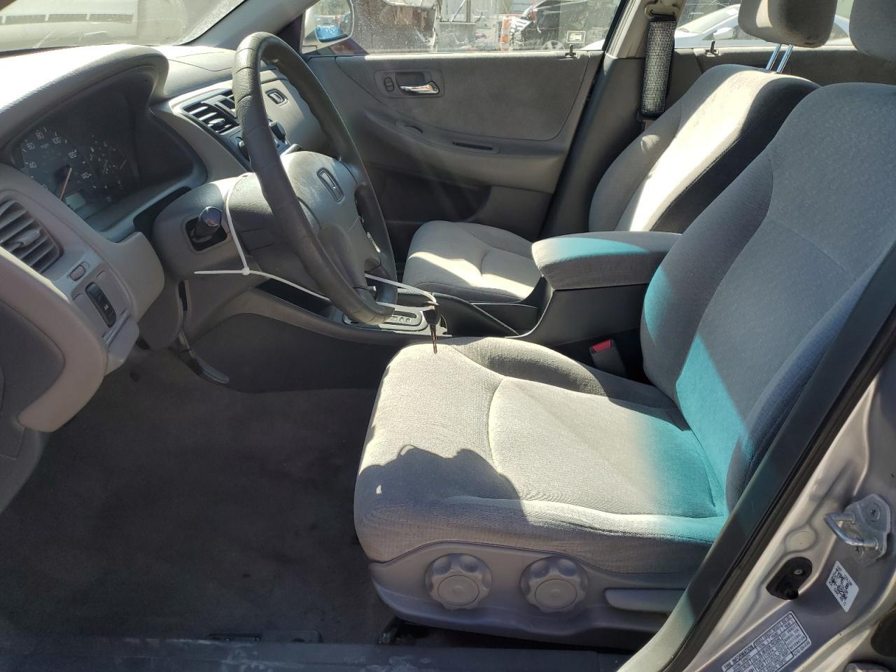 2002 Honda Accord Lx - Фото 7