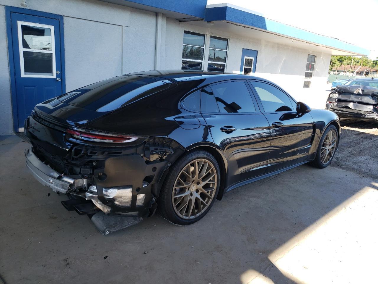 2020 Porsche Panamera Base - Фото 3