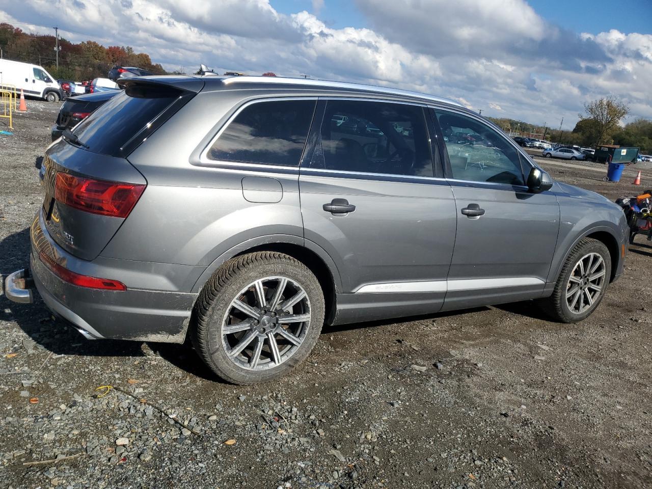 2017 Audi Q7 Premium Plus - Фото 3