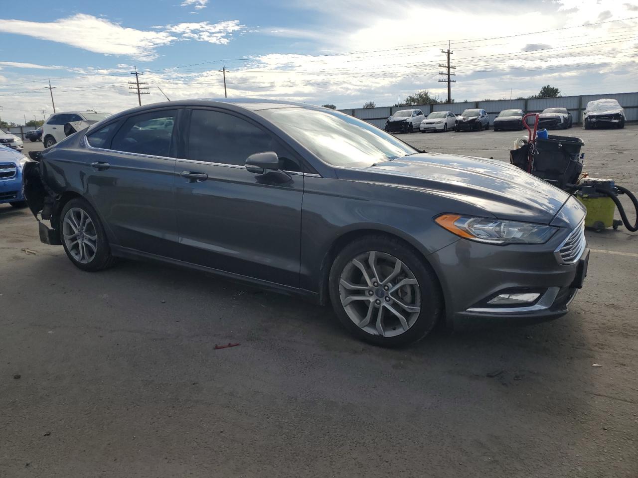 2017 Ford Fusion Se - Фото 4