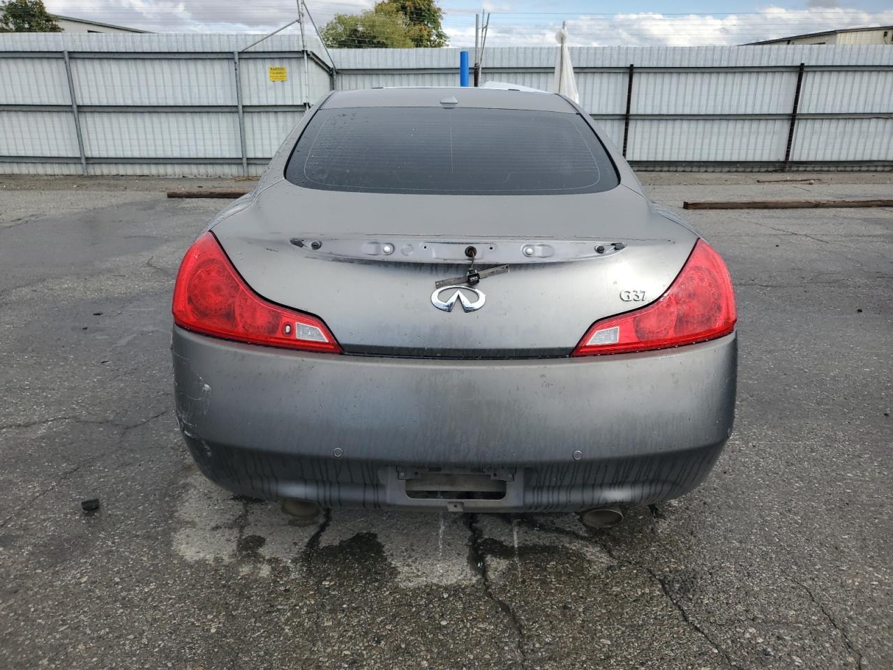 2010 Infiniti G37 Base - Image 6